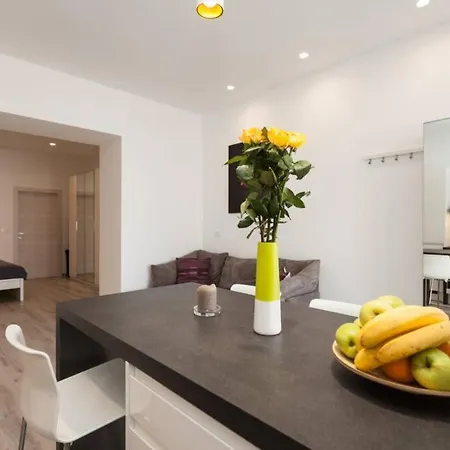 Apartman Luna *