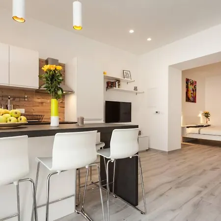 Apartman Luna * Pula